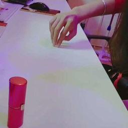 韩国爱心手势搞笑,萌动全球的搞笑表情包传奇